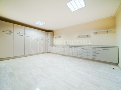 Villa Travertino - Classic Beachside Estate in Guadalmina Baja, Marbella