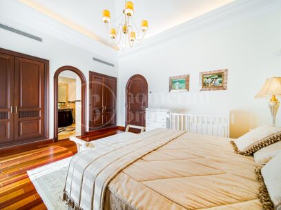 Villa Travertino - Classic Beachside Estate in Guadalmina Baja, Marbella