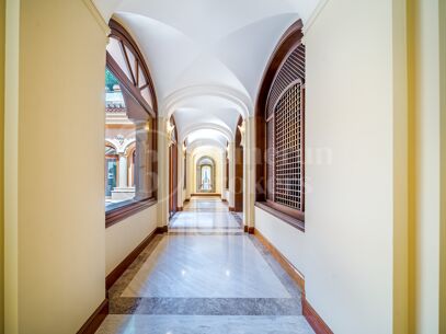 Villa Travertino - Classic Beachside Estate in Guadalmina Baja, Marbella