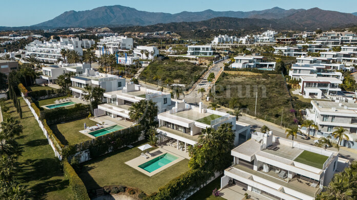 Villa Rowan - Modern Villa in Cancelada, Estepona