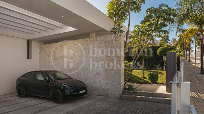 Villa Rowan - Modern Villa in Cancelada, Estepona