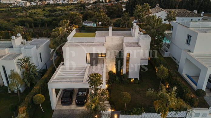 Villa Rowan - Modern Villa in Cancelada, Estepona