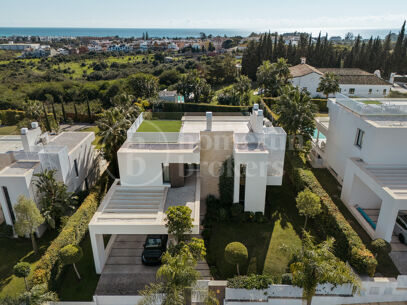 Villa Rowan - Modern Villa in Cancelada, Estepona
