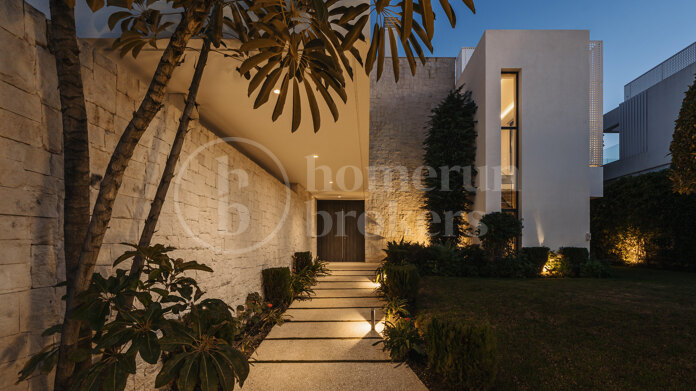 Villa Rowan - Modern Villa in Cancelada, Estepona