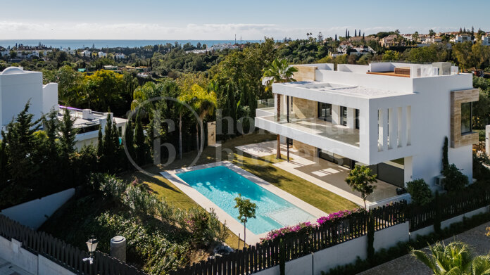 Atria 4 - Modern Villa in Lomas del Virrey, Marbella Golden Mile