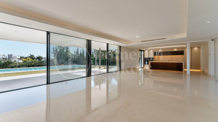 Atria 4 - Modern Villa in Lomas del Virrey, Marbella Golden Mile