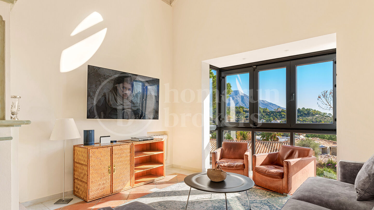 Villa Arantina - Andalusisk villa i El Madroñal, Benahavis