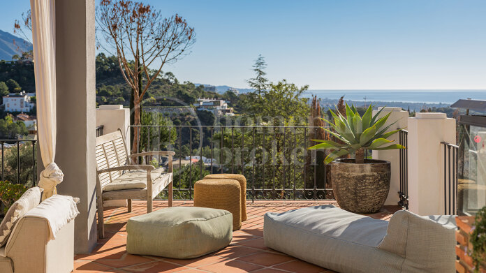 Villa Arantina - Andalusian Villa in El Madroñal, Benahavis