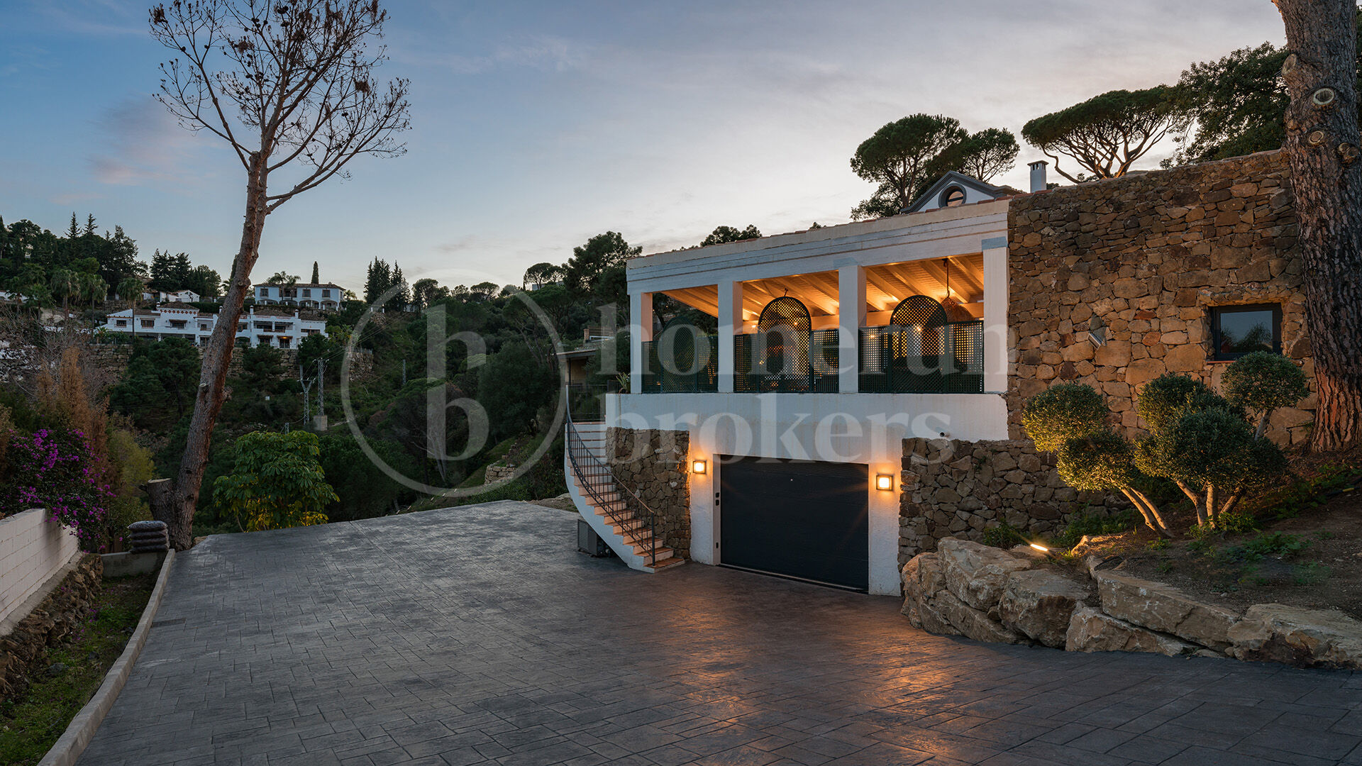 Villa Arantina - Andalusisk villa i El Madroñal, Benahavis