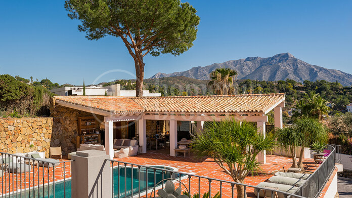 Villa Arantina - Andalusian Villa in El Madroñal, Benahavis