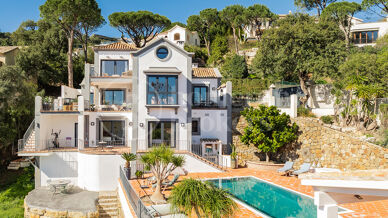 Villa Arantina - Andalusian Villa in El Madroñal, Benahavis