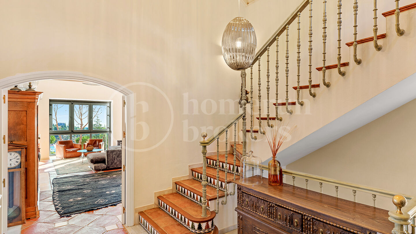 Villa Arantina - Andalusisk villa i El Madroñal, Benahavis