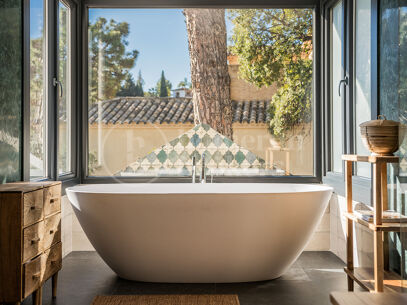 Villa Arantina - Andalusisk villa i El Madroñal, Benahavis