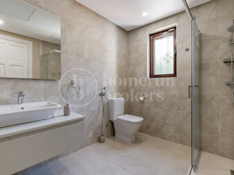 Casa Amira - Eleven Bedroom Villa in El Paraiso Alto Benahavis.
