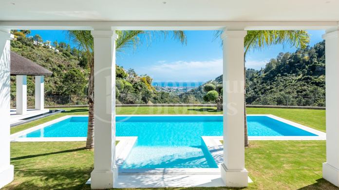 Villa Eternia - with Sea Views in El Madroñal, Benahavis