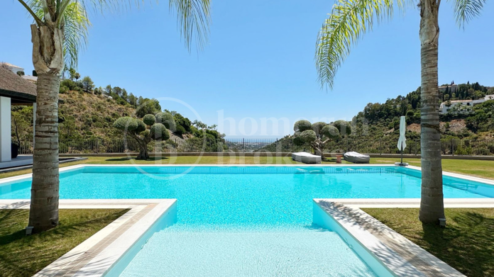 Villa Eternia - with Sea Views in El Madroñal, Benahavis