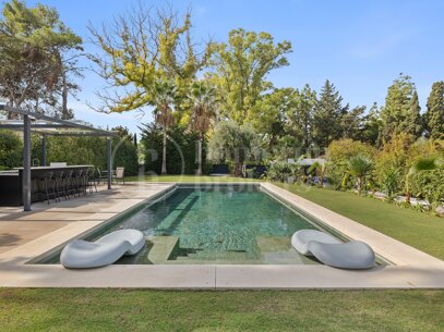 Villa Salina - Steps from the Beach in Guadalmina Baja