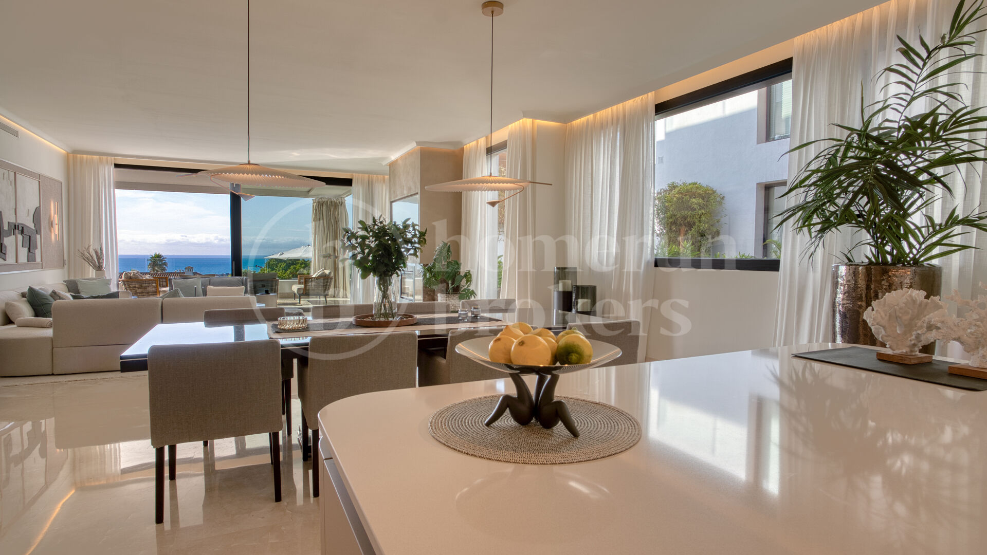 Apartment Sierra Blanca - with Sea Views in Marbella Golden Mile