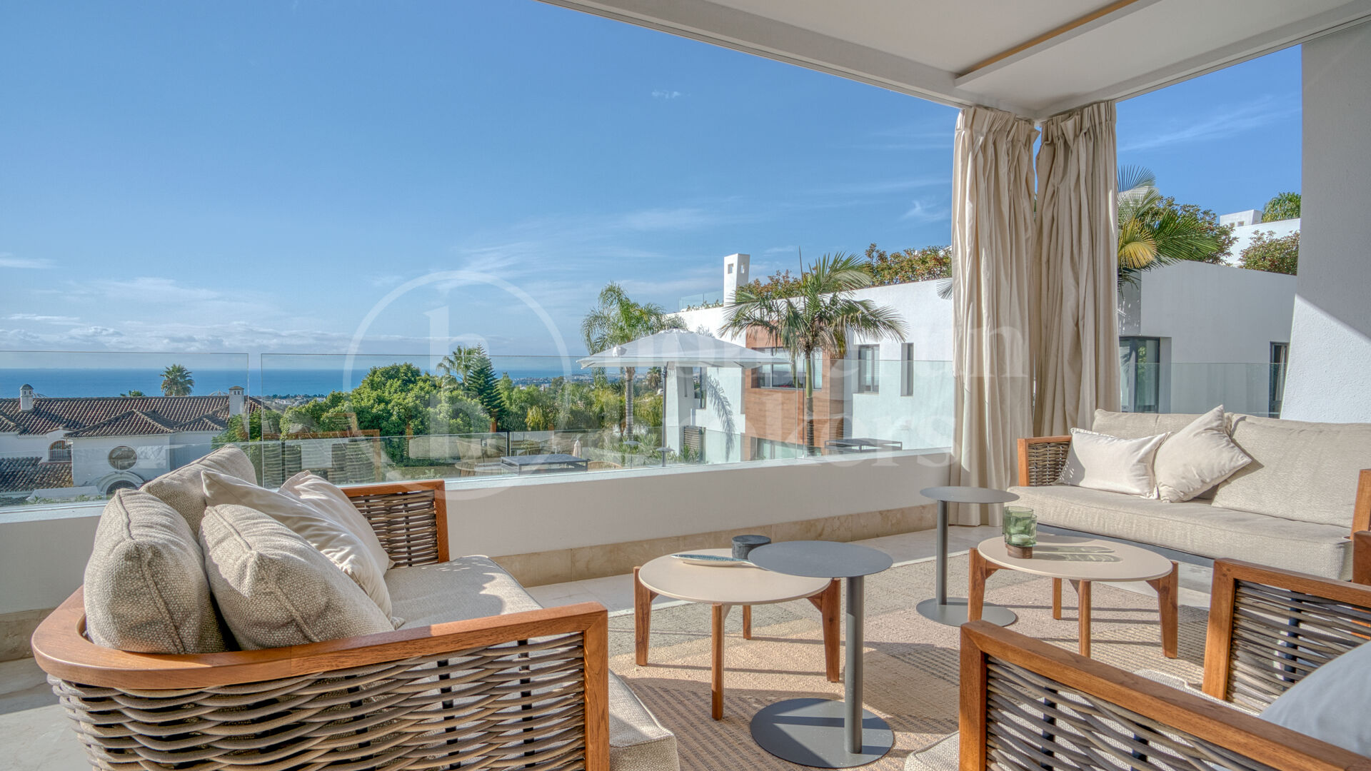 Apartment Sierra Blanca - with Sea Views in Marbella Golden Mile