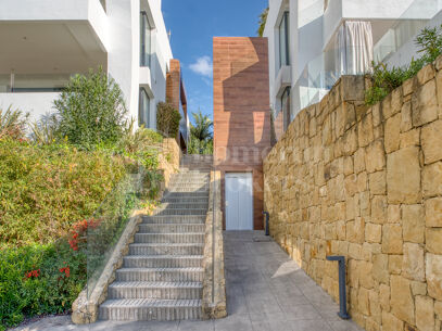 Apartment Sierra Blanca - with Sea Views in Marbella Golden Mile