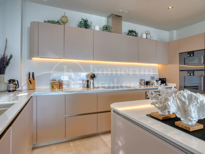 Apartment Sierra Blanca - with Sea Views in Marbella Golden Mile