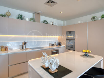 Apartment Sierra Blanca - with Sea Views in Marbella Golden Mile