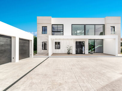Villa Omega - Modern stil och helt ny i El Madroñal