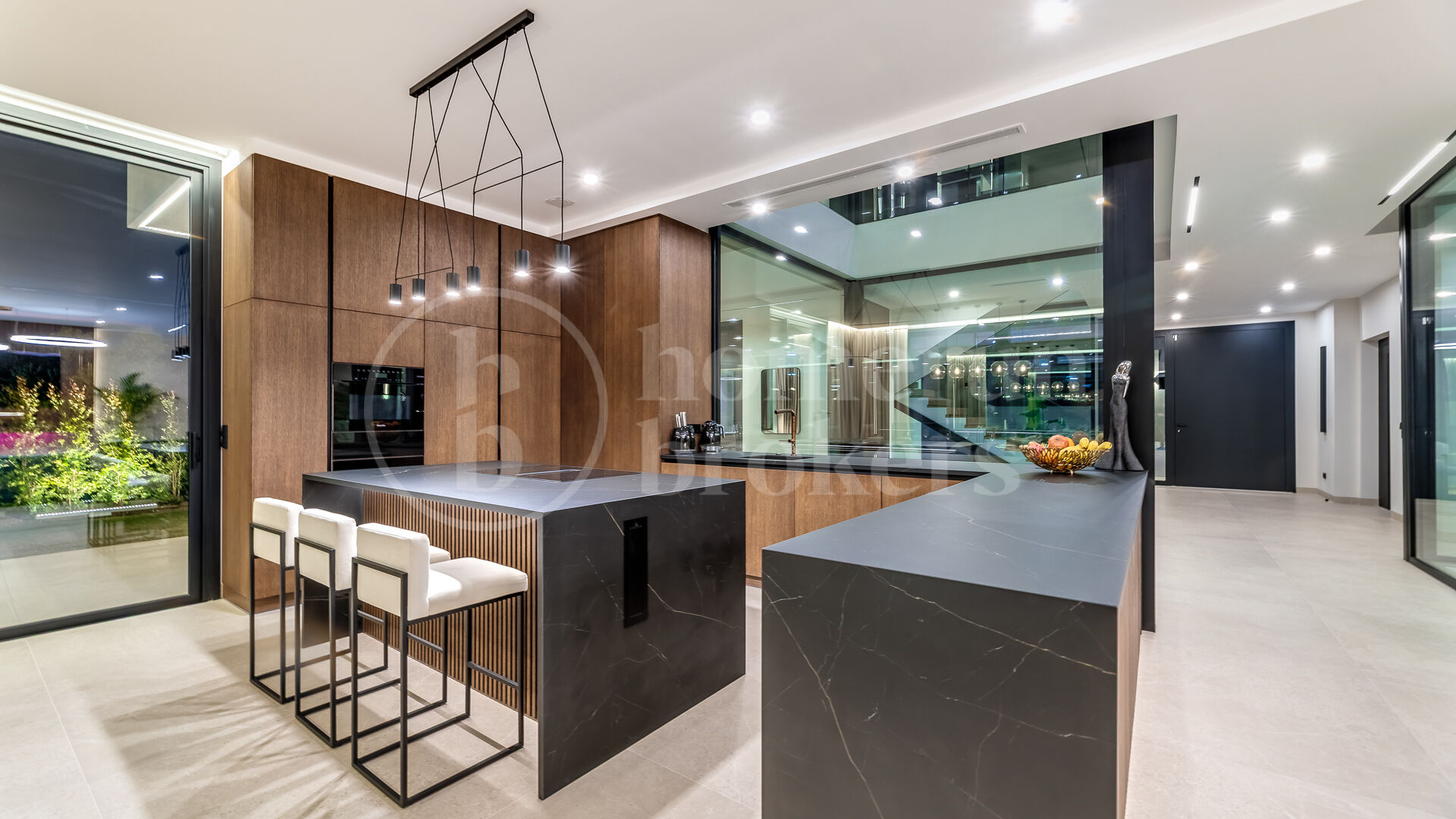 Villa Omega - Modern stil och helt ny i El Madroñal