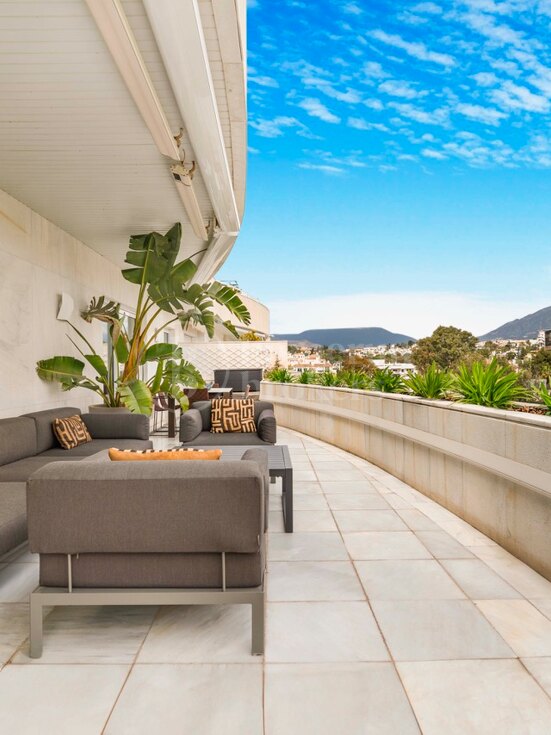 Lägenhet Embrujo - Fullt Renoverad Duplex Takvåning i Puerto Banús