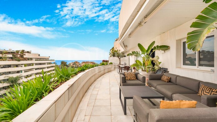 Apartment Embrujo - Fully Renovated Duplex Penthouse in Puerto Banús