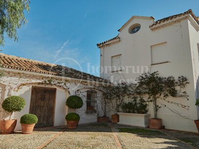 Villa Santa Katerina - med panoramautsikt i El Madroñal, Benahavis