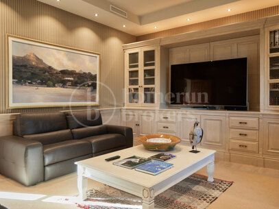 Villa Santa Katerina - med panoramautsikt i El Madroñal, Benahavis