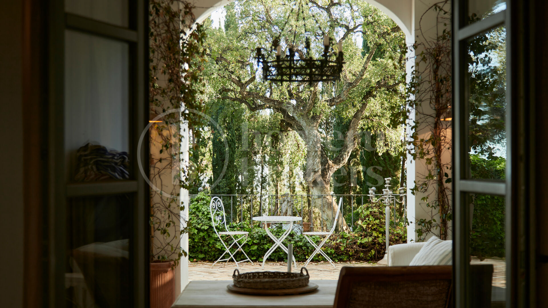 Villa Santa Katerina - med panoramautsikt i El Madroñal, Benahavis