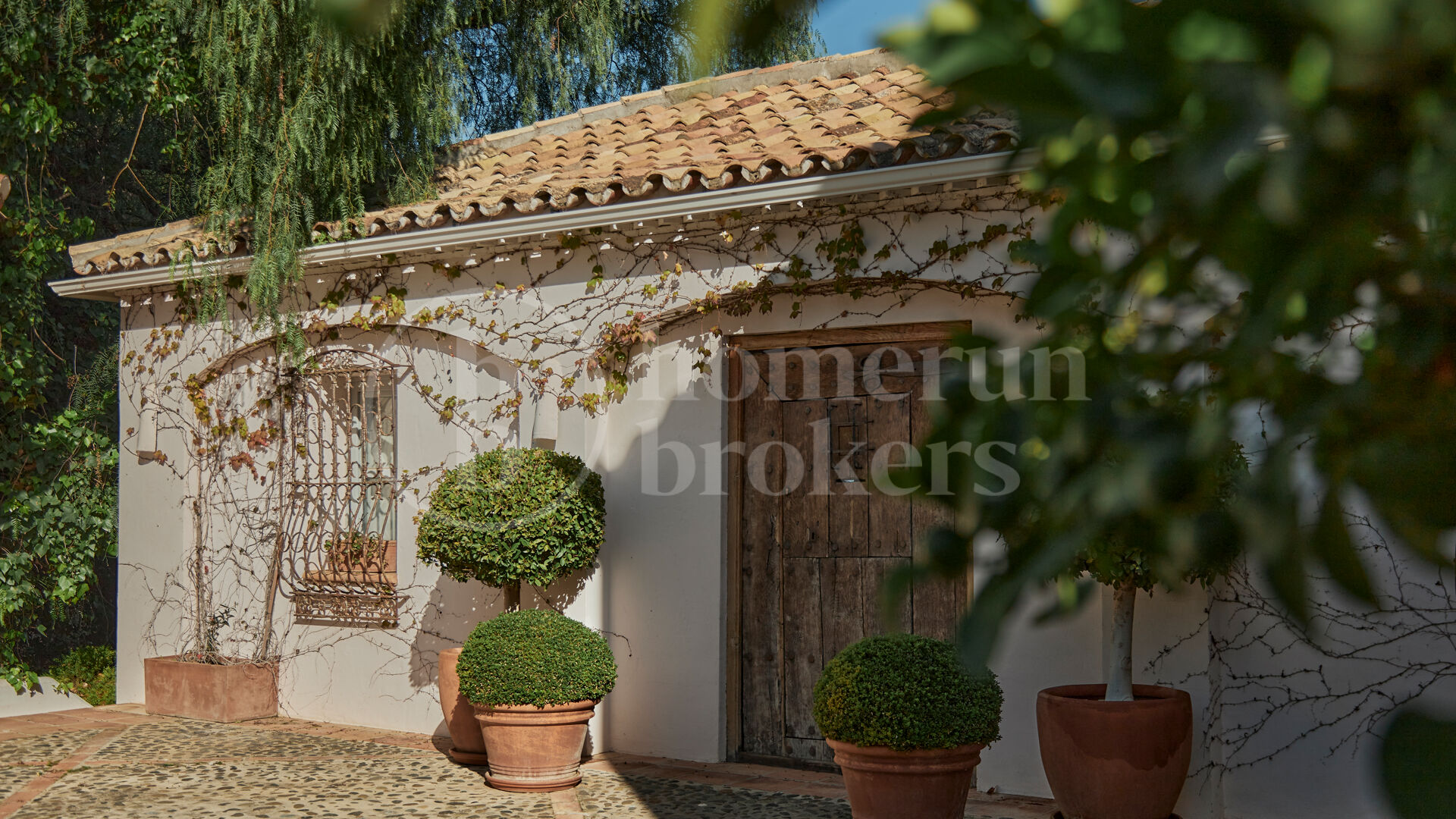 Villa Santa Katerina - med panoramautsikt i El Madroñal, Benahavis