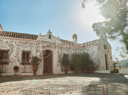 Villa Santa Katerina - med panoramautsikt i El Madroñal, Benahavis