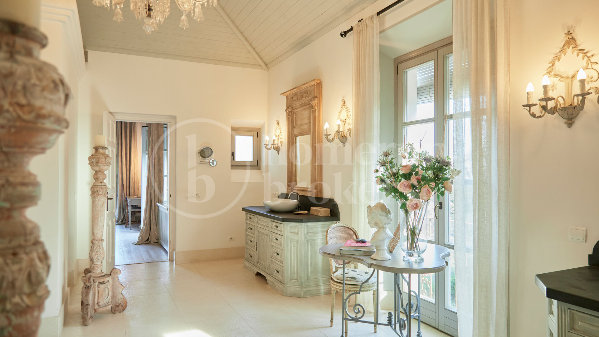 Villa Santa Katerina - med panoramautsikt i El Madroñal, Benahavis