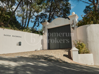 Villa Santa Katerina - med panoramautsikt i El Madroñal, Benahavis