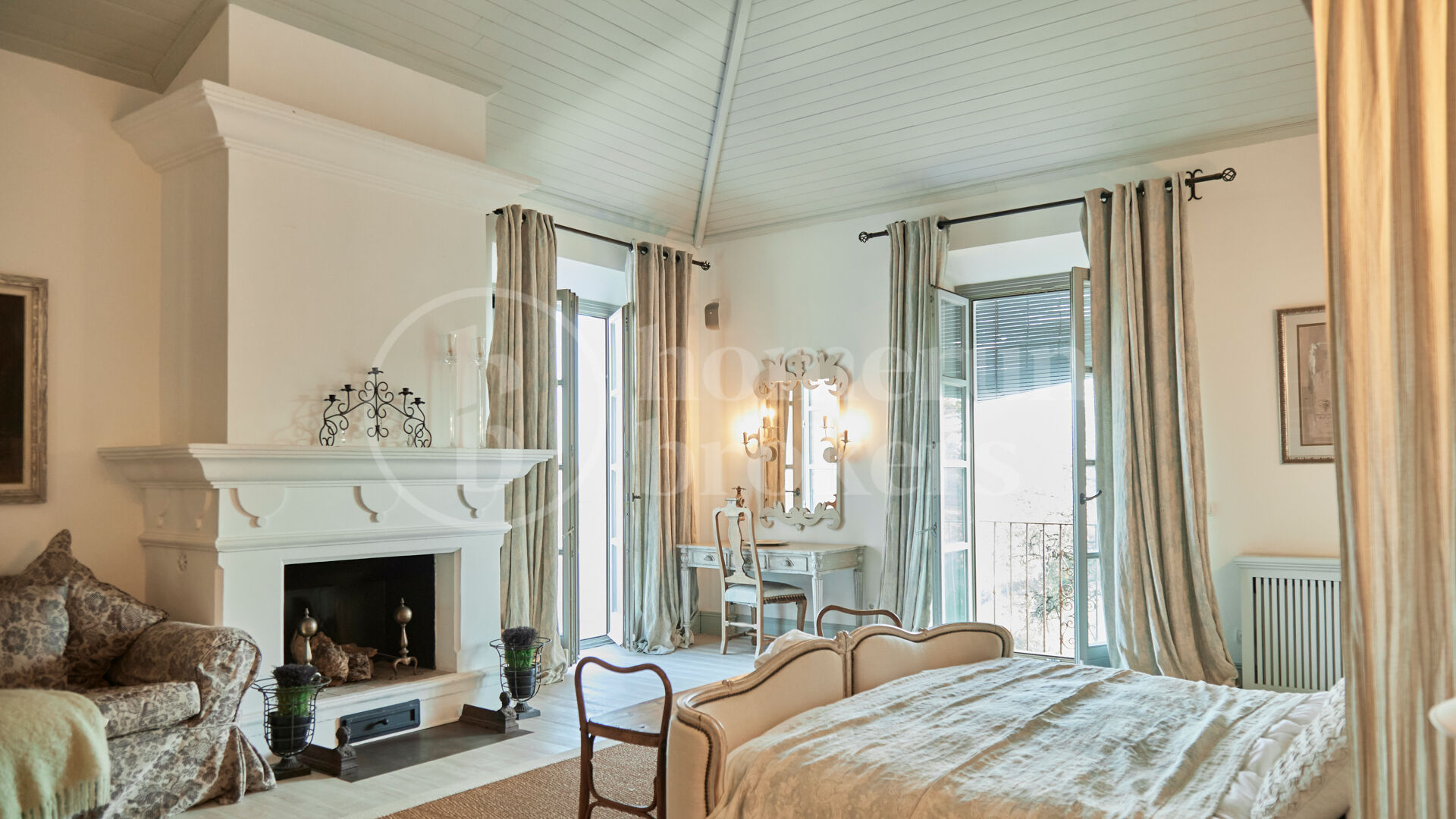 Villa Santa Katerina - med panoramautsikt i El Madroñal, Benahavis