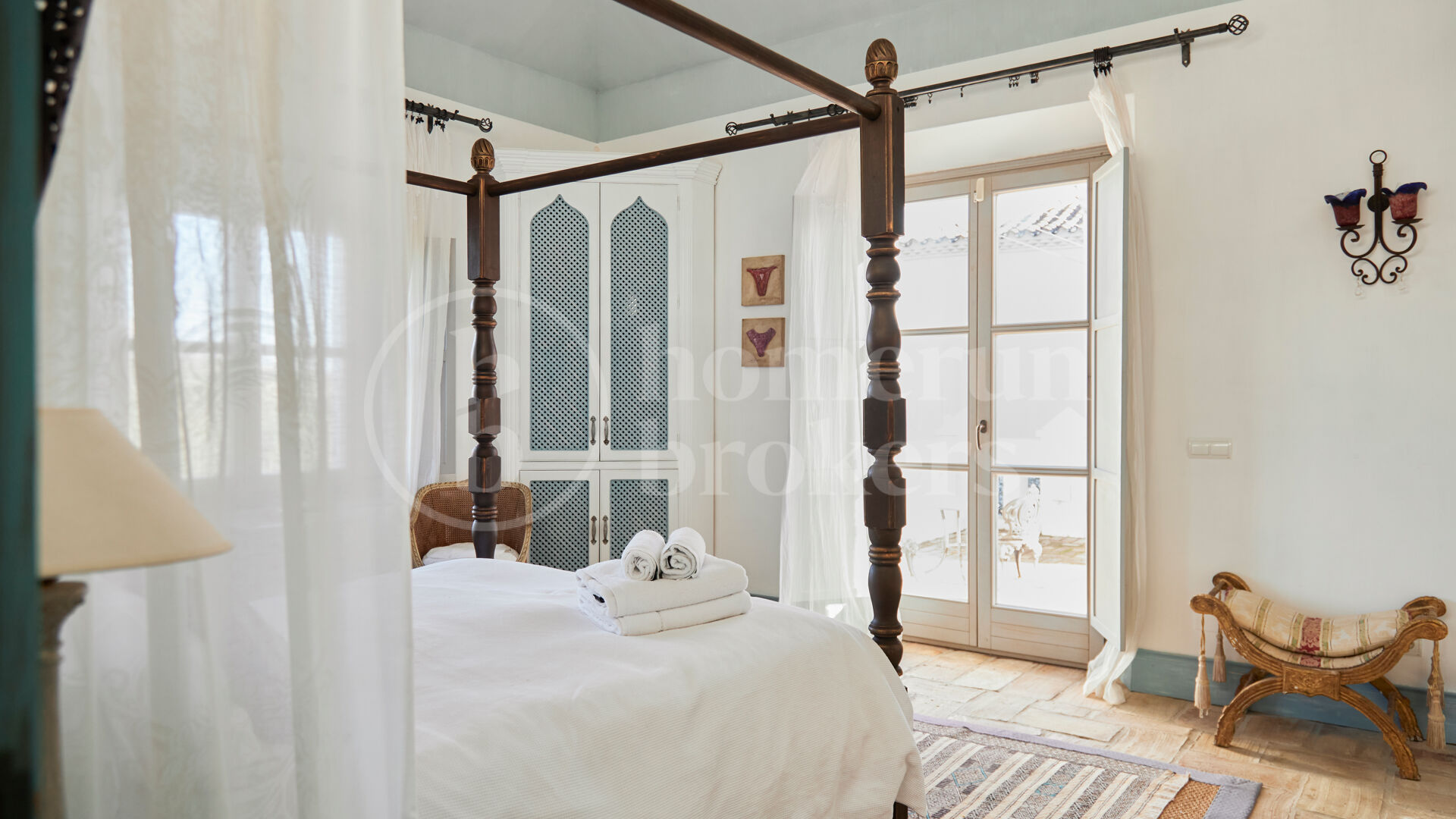 Villa Santa Katerina - med panoramautsikt i El Madroñal, Benahavis