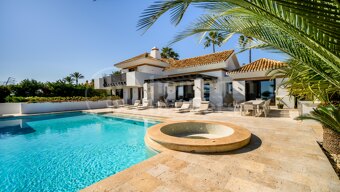 Villa Ananda - with Sea Views in Los Flamingos, Benahavis