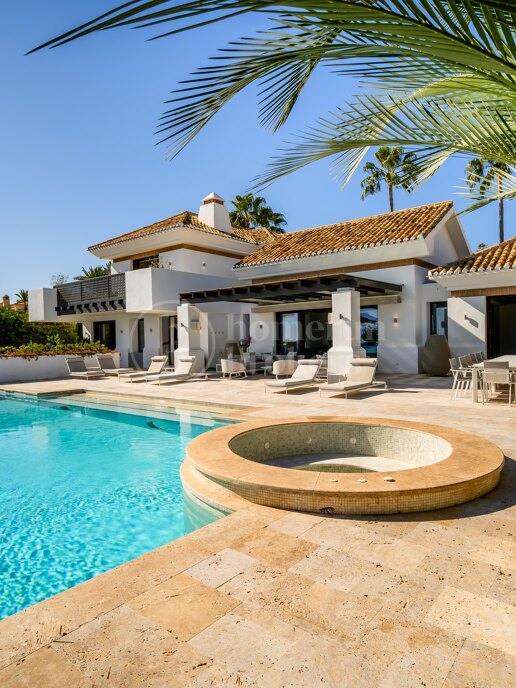 Villa Ananda - with Sea Views in Los Flamingos, Benahavis