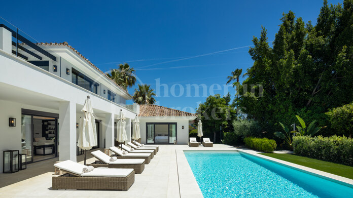 Auriga 36 - Recently Renovated Frontling Golf Villa in Nueva Andalucia