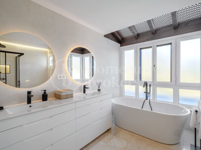Penthouse Ventura - Sea Views duplex Penthouse in Puerto Banús.