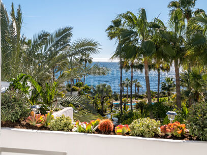 Penthouse Ventura - Sea Views duplex Penthouse in Puerto Banús.