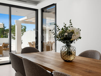 Casa Rosario - Fully Renovated Villa just Steps from the beach