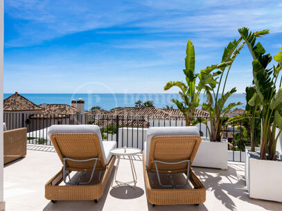 Casa Rosario - Fully Renovated Villa just Steps from the beach