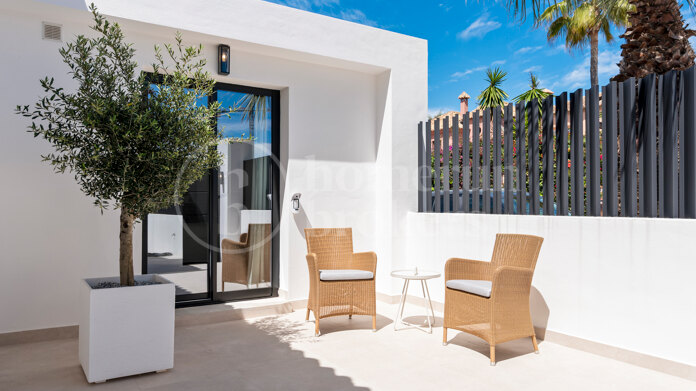 Casa Rosario - Fully Renovated Villa just Steps from the beach