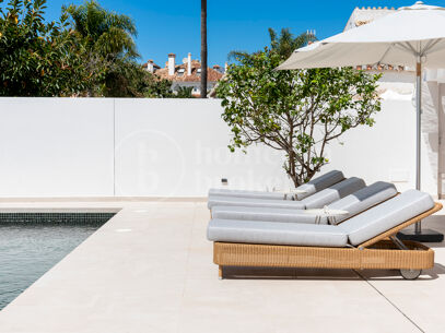 Casa Rosario - Fully Renovated Villa just Steps from the beach