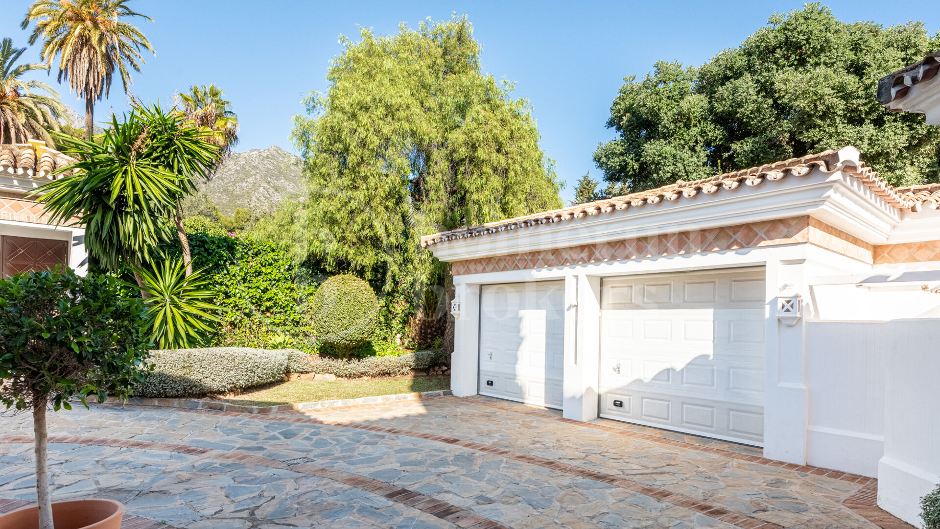 Casa Camila - Elegant villa i la Quinta de Sierra Blanca