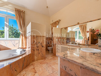 Casa Camila - Elegant Villa in la Quinta de Sierra Blanca